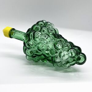 Vintage Nello Gori Green Glass Grapes Wine Decanter Italy Barware MCM Orig Cap